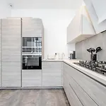 Royal&Spacious Hyde Park Residence